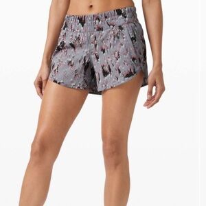 Lululemon x Poloton Tracker Short V 4’ Floral Flux Multi Size 8